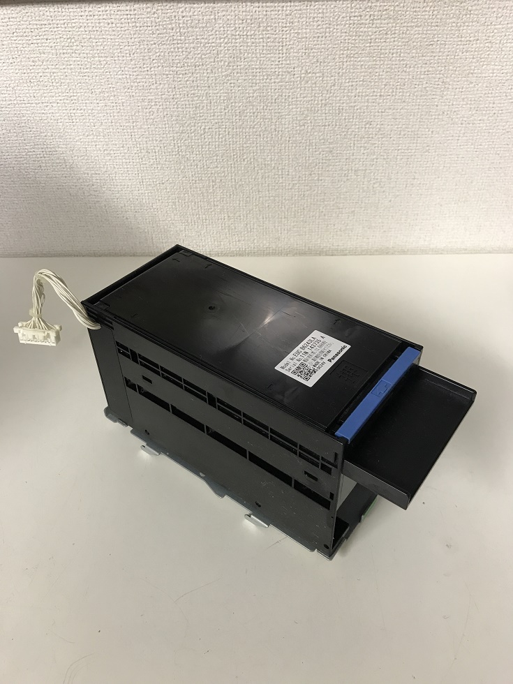 iC[W1